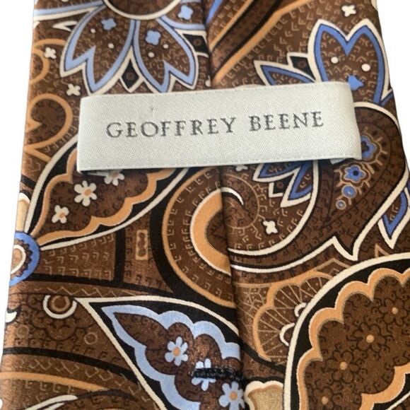 Pre Owned Men’s Geoffrey Beene Tie Neck Tie Necktie Paisley Print 100% Silk - Picture 3 of 5
